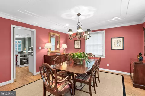 Dining - 9314 Colesville Road Aly, Silver Spring, MD 20901 photo 1 of 5