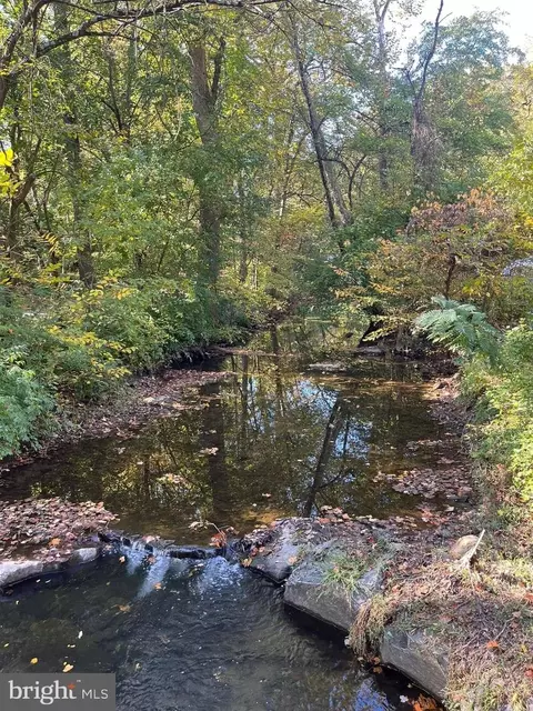 View/Area - 9314 Colesville Road Aly, Silver Spring, MD 20901 photo 1 of 1