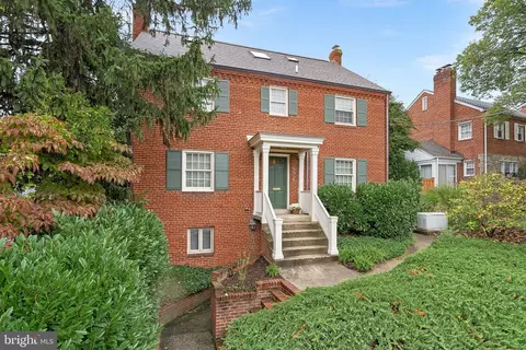 Exterior - 9314 Colesville Road Aly, Silver Spring, MD 20901 photo 17 of 29