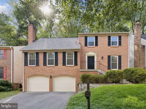 9842 Campbell Dr, Kensington, MD 20895