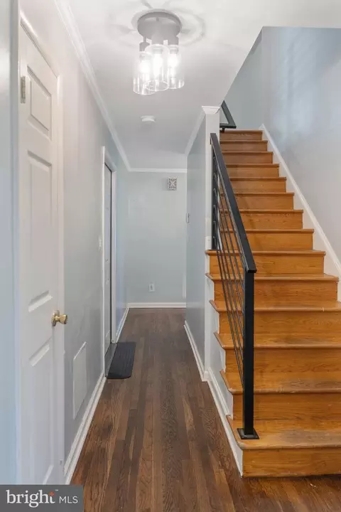 Entry Way - 1009 Nora Dr, Silver Spring, MD 20904 photo 4 of 6