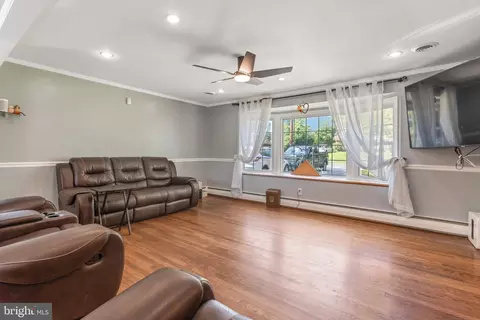 Living - 1009 Nora Dr, Silver Spring, MD 20904 photo 1 of 2