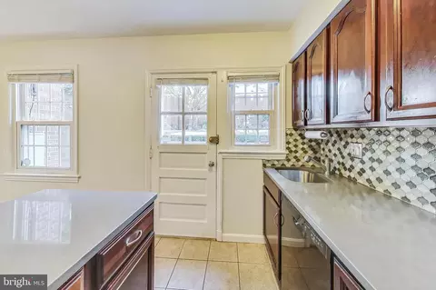 1782 E West #1782, Silver Spring, MD 20910 photo 12