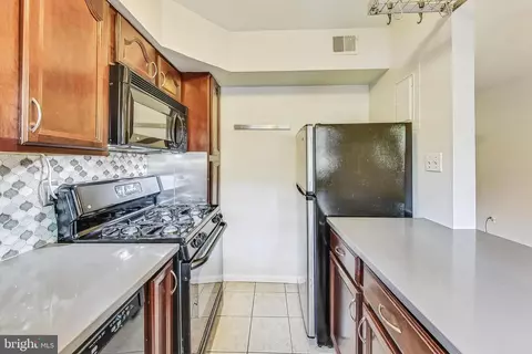 1782 E West #1782, Silver Spring, MD 20910 photo 11