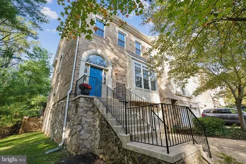 6409 Vista Creek Ln, North Bethesda, MD 20852