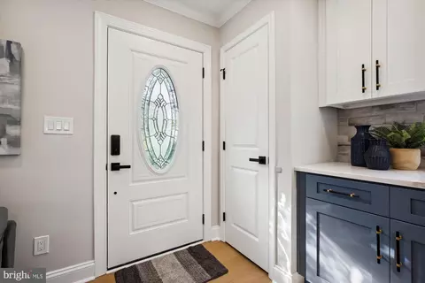 11007 Bucknell Dr, Silver Spring, MD 20902 photo 4