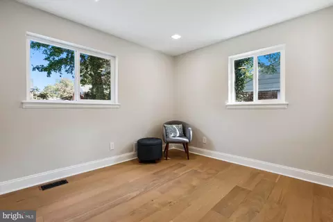 11007 Bucknell Dr, Silver Spring, MD 20902 photo 32
