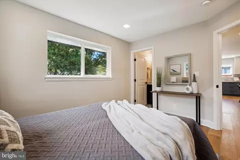 11007 Bucknell Dr, Silver Spring, MD 20902 photo 21