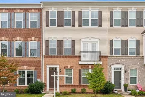 20312 Peacemaker Dr, Germantown, MD 20874