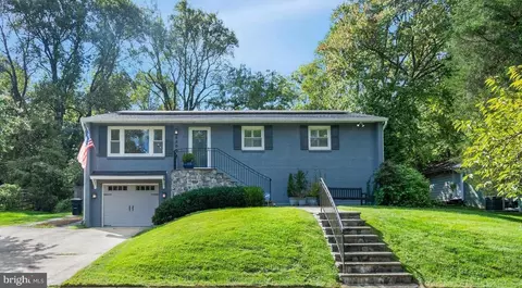 8300 Beech Tree Rd, Bethesda, MD 20817