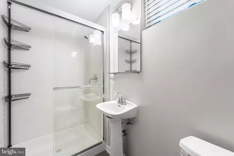 10610 Kinloch Rd, Silver Spring, MD 20903 photo 24