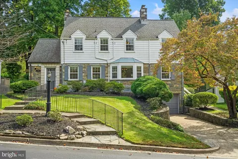4915 Fort Sumner Dr, Bethesda, MD 20816