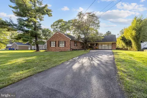 13904 N Gate Dr, Silver Spring, MD 20906 photo 2