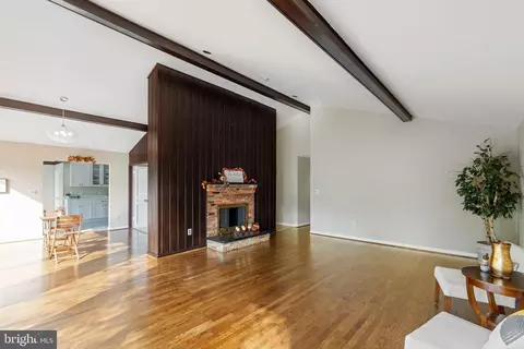 13904 N Gate Dr, Silver Spring, MD 20906 photo 4