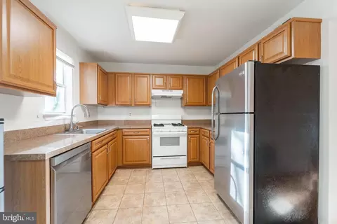 17 Long Green Ct, Silver Spring, MD 20906 photo 8