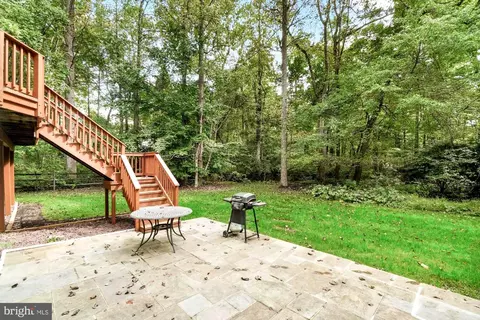 Exterior - 19328 Cissel Manor Dr, Poolesville, MD 20837 photo 8 of 13