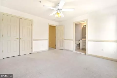 Bedroom - 19328 Cissel Manor Dr, Poolesville, MD 20837 photo 4 of 6