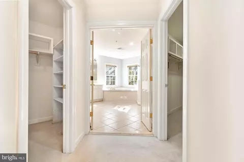 Entry Way - 19328 Cissel Manor Dr, Poolesville, MD 20837 photo 6 of 7