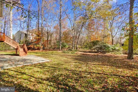 Exterior - 19328 Cissel Manor Dr, Poolesville, MD 20837 photo 9 of 13