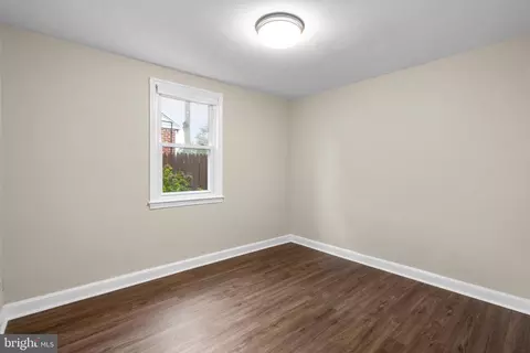 Bedroom - 3005 Collins Ave, Silver Spring, MD 20902 photo 2 of 3