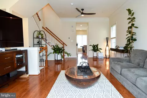 529 Cedar Spring St, Gaithersburg, MD 20877 photo 10