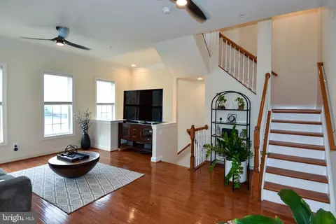 529 Cedar Spring St, Gaithersburg, MD 20877 photo 13
