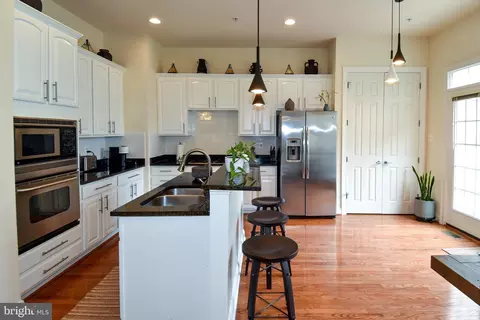 529 Cedar Spring St, Gaithersburg, MD 20877 photo 22