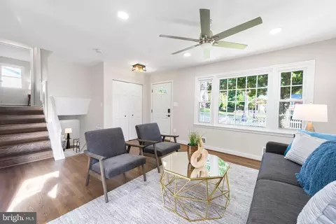 Living - 12838 Littleton St, Silver Spring, MD 20906 photo 3 of 6