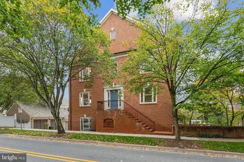 309 Ridgepoint Pl, Gaithersburg, MD 20878