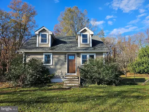 18620 Trundle Rd, Dickerson, MD 20842