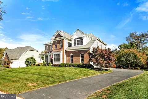 Exterior - 17629 Cobb Ave, Poolesville, MD 20837 photo 3 of 19