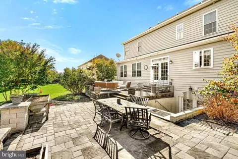 Exterior - 17629 Cobb Ave, Poolesville, MD 20837 photo 13 of 19