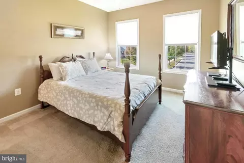 Bedroom - 17629 Cobb Ave, Poolesville, MD 20837 photo 1 of 5