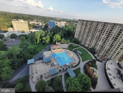 5225 Pooks Hill Rd #1225N, Bethesda, MD 20814