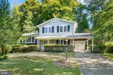 13617 Russett Ter, Rockville, MD 20853