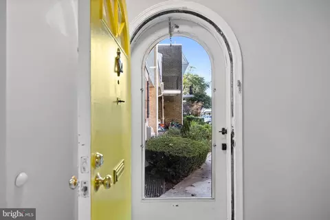 Entry Way - 10937 Bucknell Dr #19, Silver Spring, MD 20902 photo 1 of 4