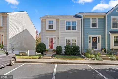 18415 Hallmark Ct, Gaithersburg, MD 20879
