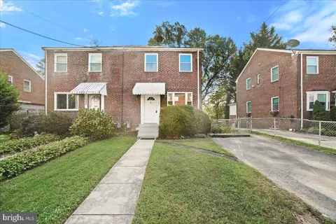 11941 Andrew St, Silver Spring, MD 20902