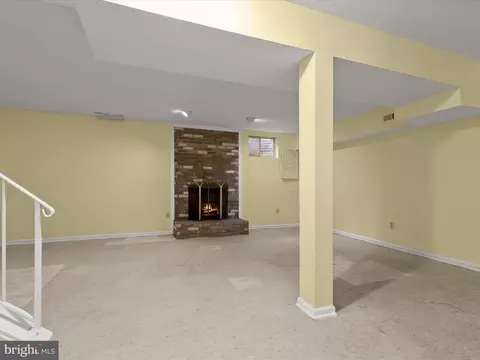 14318 Rosetree Ct, Silver Spring, MD 20906 photo 35