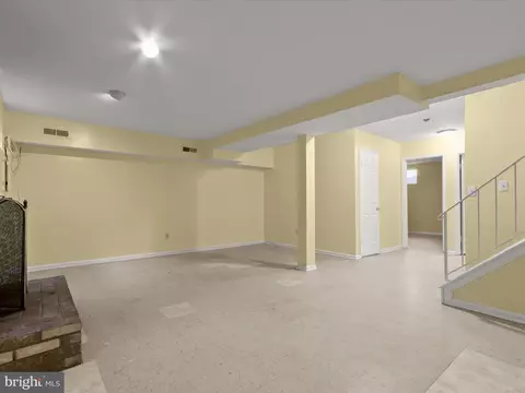 14318 Rosetree Ct, Silver Spring, MD 20906 photo 34