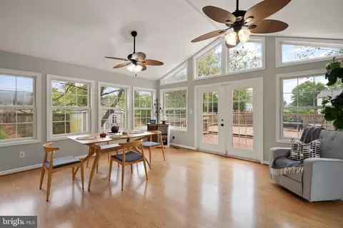 19204 Hempstone Ave, Poolesville, MD 20837 photo 10