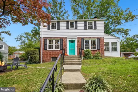 7105 14th Ave, Takoma Park, MD 20912