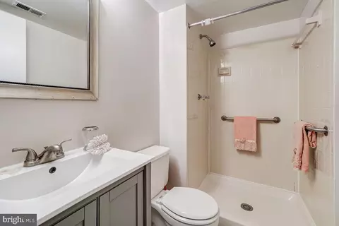 12029 Eaglewood Ct, Silver Spring, MD 20902 photo 25