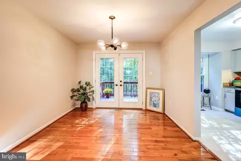 12029 Eaglewood Ct, Silver Spring, MD 20902 photo 4