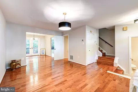 12029 Eaglewood Ct, Silver Spring, MD 20902 photo 5