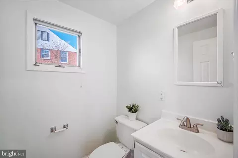 1619 Noyes Dr, Silver Spring, MD 20910 photo 18