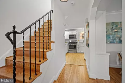 1619 Noyes Dr, Silver Spring, MD 20910 photo 4