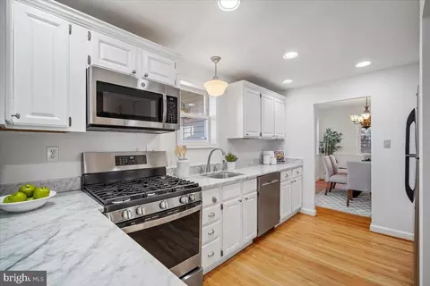 1619 Noyes Dr, Silver Spring, MD 20910 photo 13