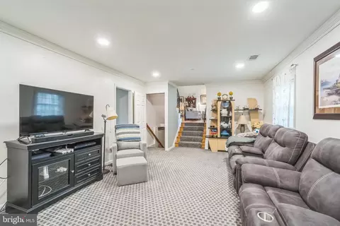 13102 Foxhall Dr, Silver Spring, MD 20906 photo 13