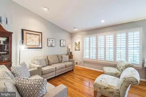 13102 Foxhall Dr, Silver Spring, MD 20906 photo 7